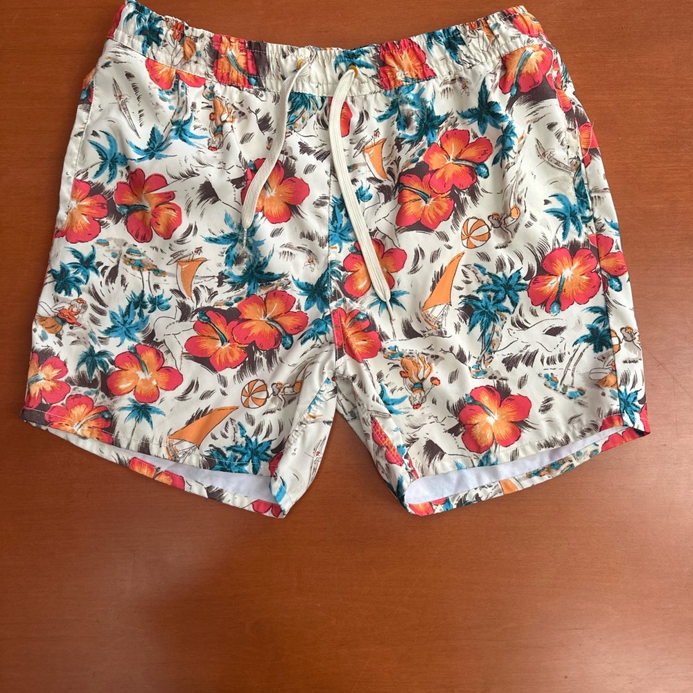 Sperry Red and Orange Swim Trunks Vibrant Floral Design